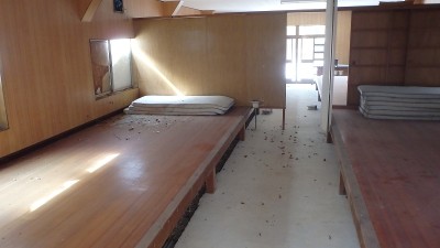 P3082921.jpg (243.83 KiB) 閲覧された回数 3233 回 室内は清潔そう