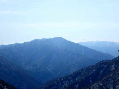 P3240026.jpg (32.58 KiB) 閲覧された回数 3574 回 横山岳