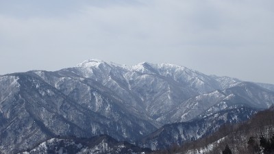 P3253193.jpg (271.65 KiB) 閲覧された回数 3228 回 存在感ある金糞岳