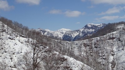 P4023299.jpg (386.76 KiB) 閲覧された回数 5058 回 枇杷倉山や白山も視野に