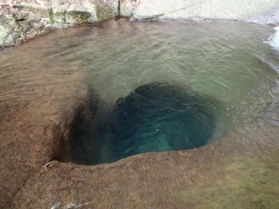 P5200081.jpg (59.75 KiB) 閲覧された回数 2752 回 甌穴