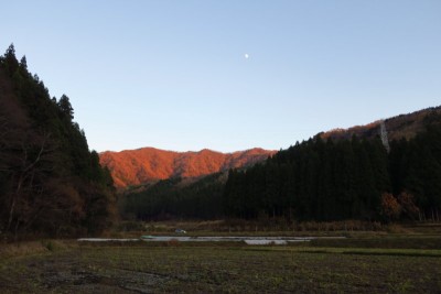 下山後に振り返る金粕