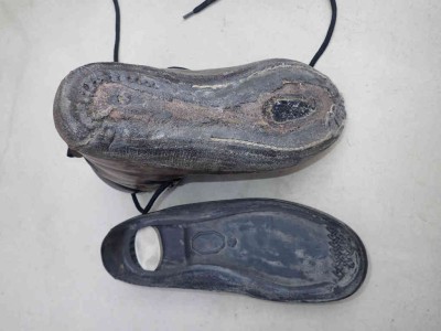 P3020002.jpg (47.76 KiB) 閲覧された回数 2183 回 登山靴のソールが剥がれた