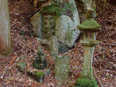 神宮寺奥の院跡