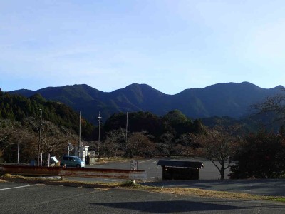 PC190002.jpg (53.38 KiB) 閲覧された回数 6069 回 音羽三山