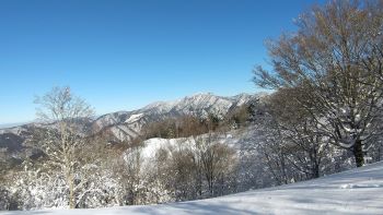 天女の舞から稲村ヶ岳の稜線