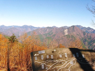 ● 深南山がつならる、大きな山域だ