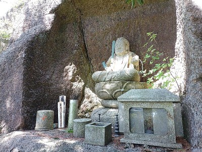 2024-05-05_10-10-03.jpg (265.24 KiB) 閲覧された回数 4429 回 滝谷不動明王