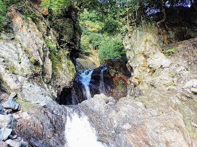 ５Ｍの滝　2段になっています