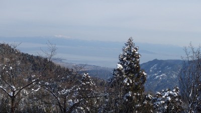 P1050545.jpg (126.88 KiB) 閲覧された回数 6695 回 稜線からの琵琶湖