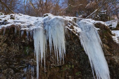 IMGP0317.JPG (208.08 KiB) 閲覧された回数 2830 回 巨大氷柱