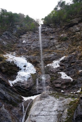 IMGP0545.JPG (198.94 KiB) 閲覧された回数 4286 回 風折滝