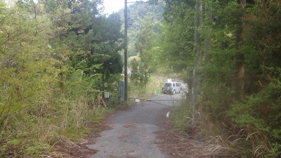 P5080001.jpg (168.44 KiB) 閲覧された回数 2615 回 八風谷林道入り口