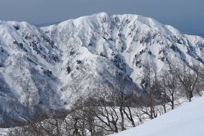 DSC03736-s.JPG (136.68 KiB) 閲覧された回数 4480 回 積雪期に登ればこんな景色に出会えますよ