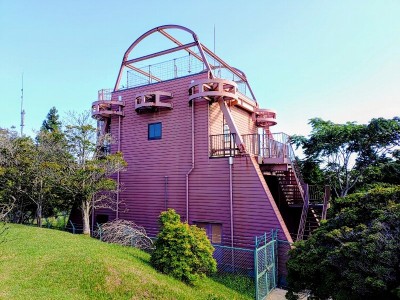 通信施設らしい