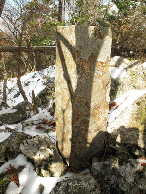 IMG_4554.jpg (453.2 KiB) 閲覧された回数 19568 回 宮の標石