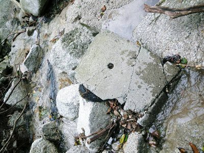 ＳＨＩＧＥＫＩさんには、この水路のフタをプレゼント