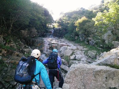 IMGP9272これが雲間の滝の正体.JPG (100.55 KiB) 閲覧された回数 11859 回 雲間の滝