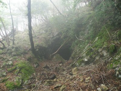 大蛇嵓近くの未遂隧道