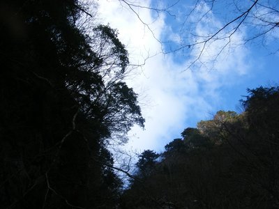 DSCF8462.JPG (169.45 KiB) 閲覧された回数 15592 回 高滝上の青空