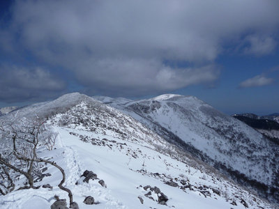 西南尾根.jpg (185.5 KiB) 閲覧された回数 5804 回 西南尾根