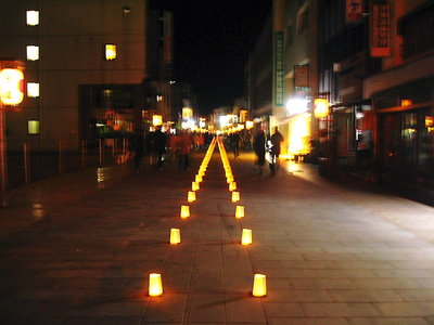 商店街.jpg (126.8 KiB) 閲覧された回数 5150 回 ● 落ち着いた雰囲気が、いいんだよなあ