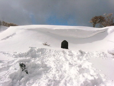 八風大明神.JPG (110.08 KiB) 閲覧された回数 9122 回 ● 八風大明神、安全祈願したからって安全は自身から意識のコト、訓示しました。