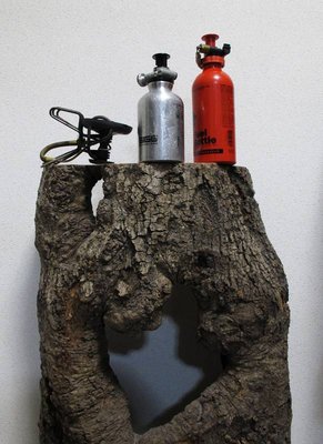 たんぽぽストーブセット　　　関係ないけど土台はかつてフクロウさんのお家でした