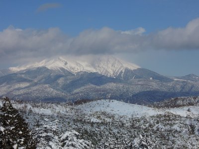 御岳山.jpg (281.88 KiB) 閲覧された回数 4976 回 御嶽山の雄大な姿