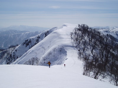 2月　舗装路を歩くような三周ヶ岳