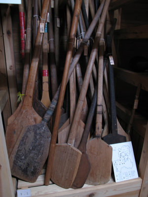 IMG_4765.jpg (288.75 KiB) 閲覧された回数 16713 回 徳山村の雪下ろし道具