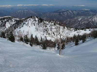 IMG_0096-s.JPG (169.62 KiB) 閲覧された回数 10553 回 さるがばんばから望むいぶしやま(乗鞍の右下)