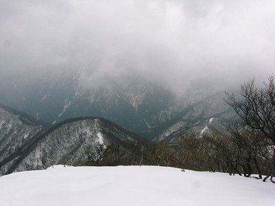 ● 展望Ｑから孫田尾根、雪あるときのほうが楽かもよ
