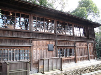 山小屋のような喫茶店