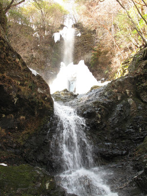 IMG_4926.jpg (635.08 KiB) 閲覧された回数 11151 回 喜平小屋大滝