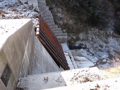 DSC00276.jpg (198.25 KiB) 閲覧された回数 25856 回 パイプダムも山盛り