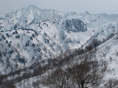 二年前の赤摩木古平から見下ろす仙人岩