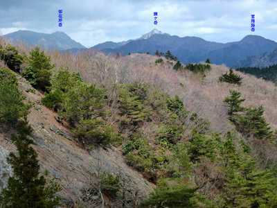 P1020143.JPG (373.59 KiB) 閲覧された回数 3882 回 大崩壊地からの展望