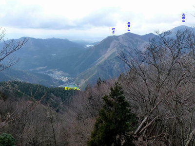 西峰（P891）からの眺望