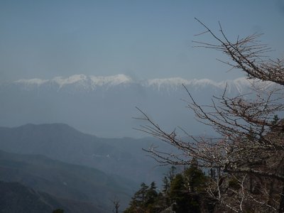 nokogiri260246.jpg (96.98 KiB) 閲覧された回数 4751 回 中央アルプスも壁のように立ちはだかる