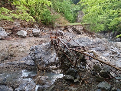 野江股谷出合の落ちた橋