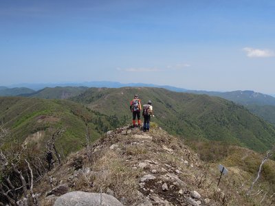 イブネ.jpg (280.76 KiB) 閲覧された回数 7754 回 雨乞いの途中からイブネを見る