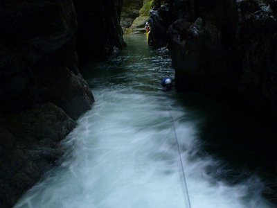 犬飛びゴルジュ