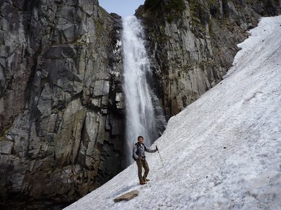 s-P1040022.jpg (559.88 KiB) 閲覧された回数 6560 回 穴毛大滝