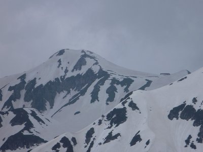 s-P1040039.jpg (240.41 KiB) 閲覧された回数 6559 回 笠ケ岳と笠ケ岳山荘