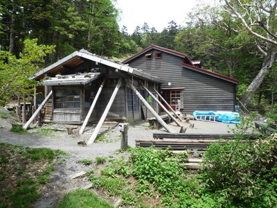徳本峠小屋
