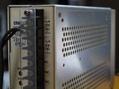 1978年製、年季の入った我家の電源BOX、こいつも火をふくかも。