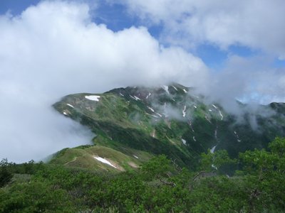 別山平.JPG (430.15 KiB) 閲覧された回数 3961 回 平らなところが別山平