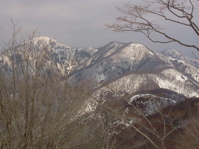 天狗山から黒津山、蕎麦粒山