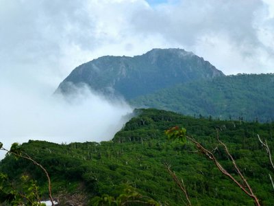 P1050890.JPG (155.13 KiB) 閲覧された回数 2797 回 妙高山が姿を現した
